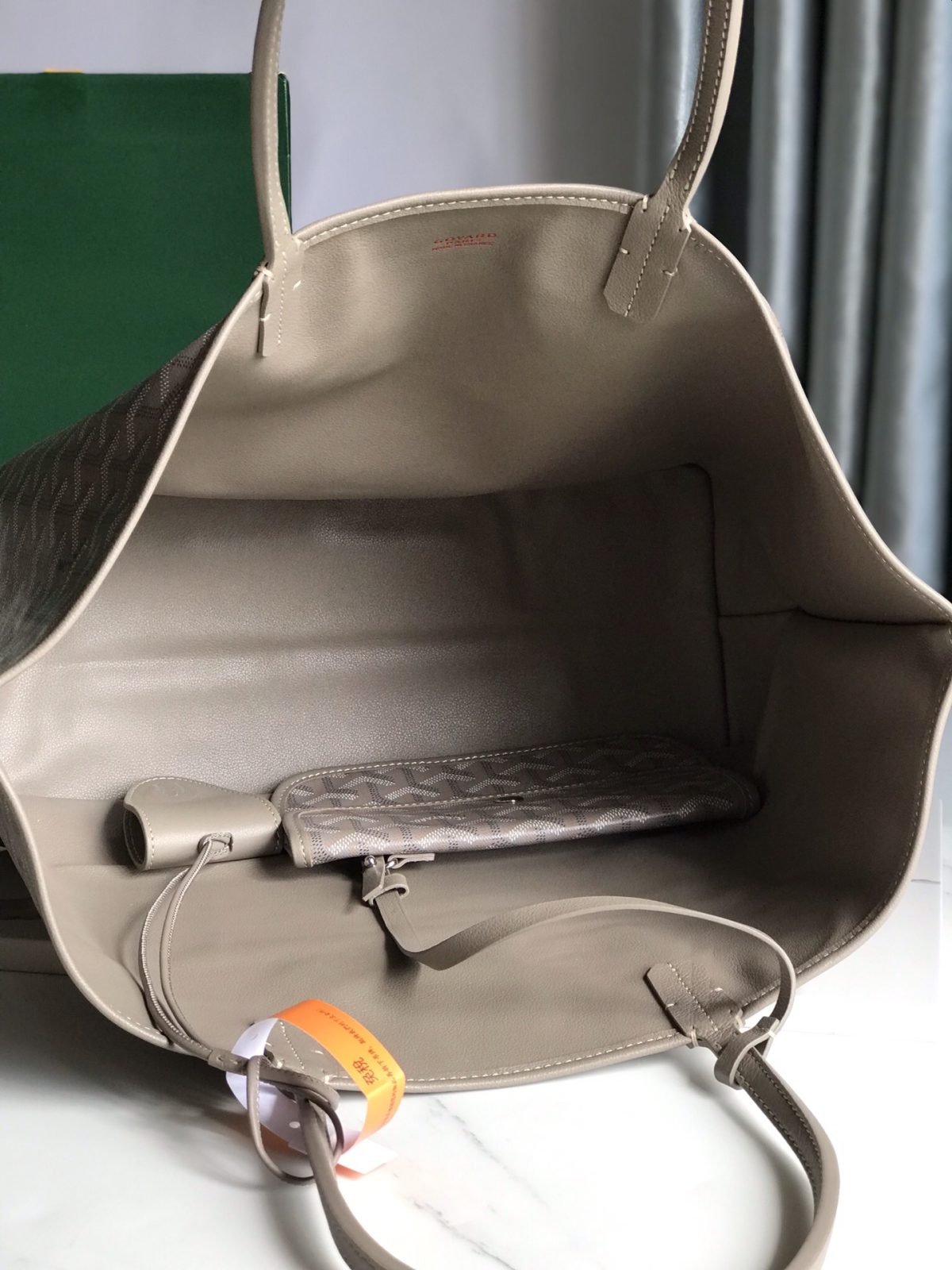 Goyard Reversible Anjou Tote - Image 6