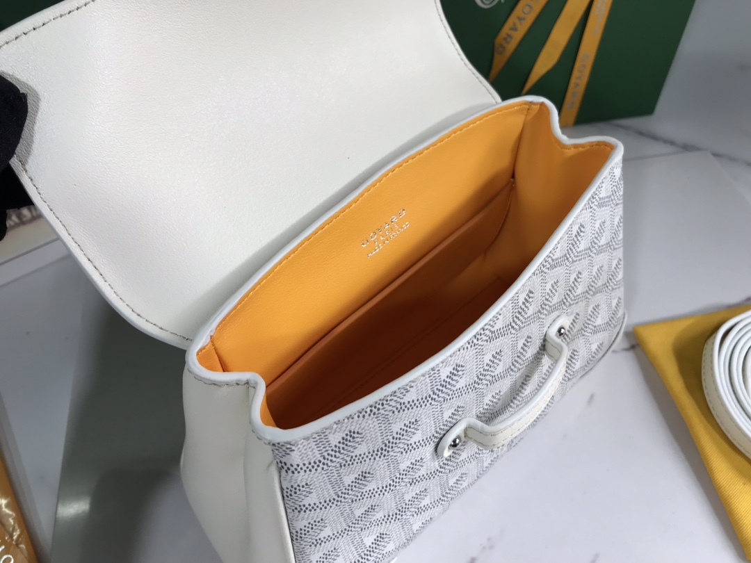 Goyard Saigon Mini in White Bag - Image 6