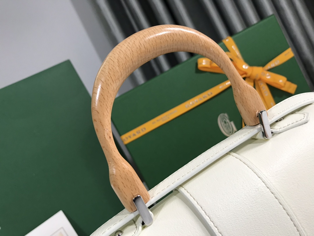 Goyard Saigon Mini in White Bag - Image 9