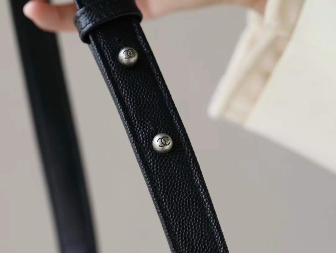 Chanel Junge Shoulder Leather Bag - Image 3